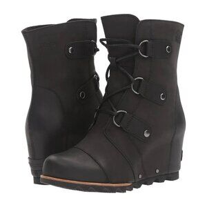 Sorel Joan of Arctic leather wedge boot size 7